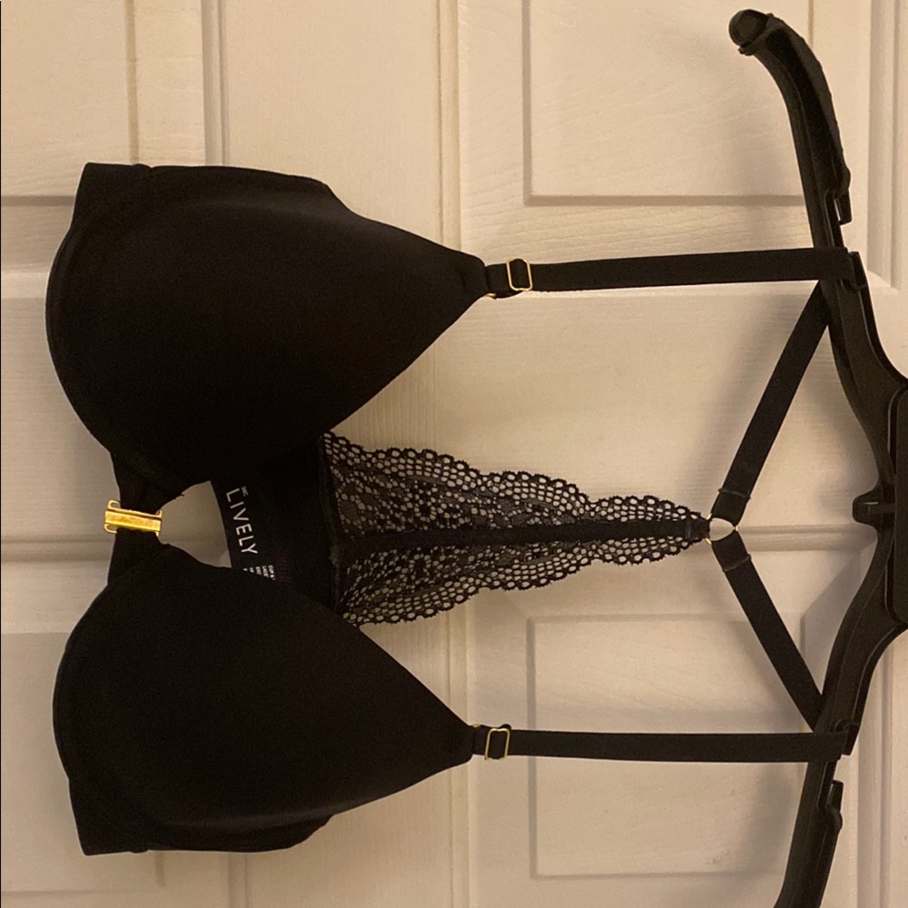 Lively Black Lace Bra with Adjustable Straps